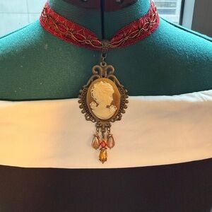 Elegant Vintage Red and Gold Choker Necklace